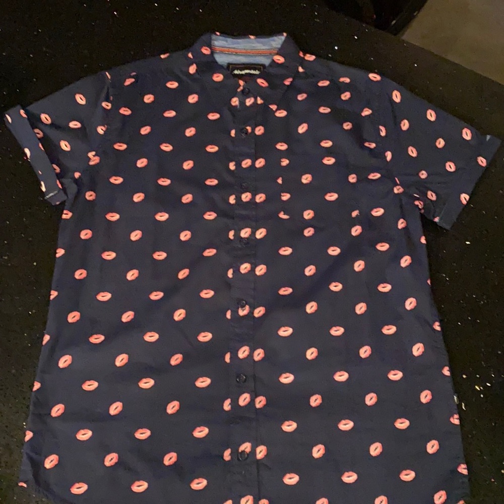 Aeropostale Lips S/S button up - Medium